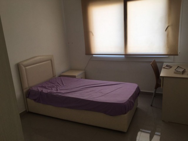 Lefkoşa Gönyeli'de Kiralık Full Eşyalı 2+1 Daire 2,400 TL