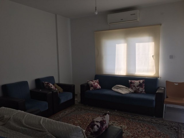 Lefkoşa Gönyeli'de Kiralık Full Eşyalı 2+1 Daire 2,400 TL