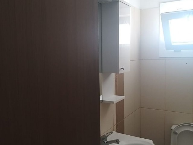 Lefkoşa Ortaköy'de Satlık 3+1 Türk Malı Daire 40,000  Stg