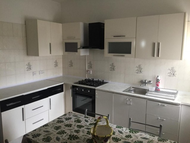 Flat To Rent in Küçük Kaymaklı, Nicosia