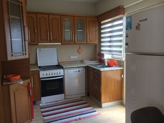 Flat To Rent in Karaoğlanoğlu, Kyrenia