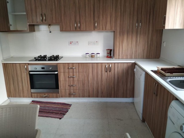 LEFKOŞA MARMARA'DA KİRALIK 6+6 ÖDEMELİ 2+1 EŞYALI DAİRE