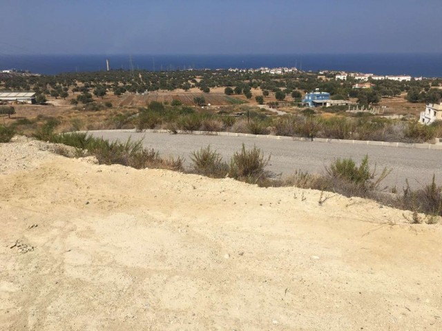 LAND FOR SALE IN KYRENIA ARAPKOY, MADE IN TURKEY FOR SALE 135,000 STG