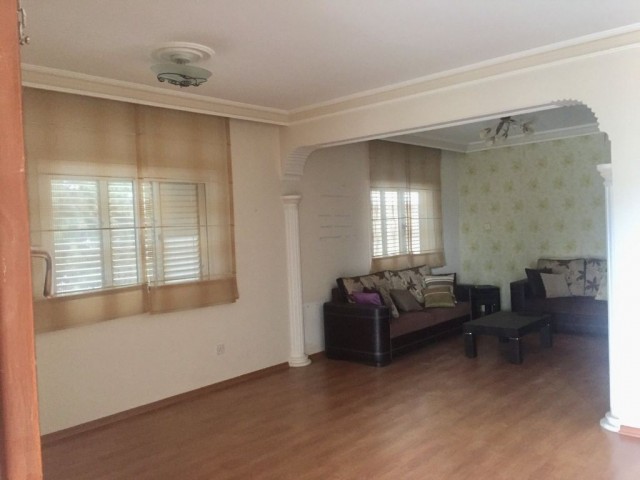 Detached House For Sale in Hamitköy, Nicosia