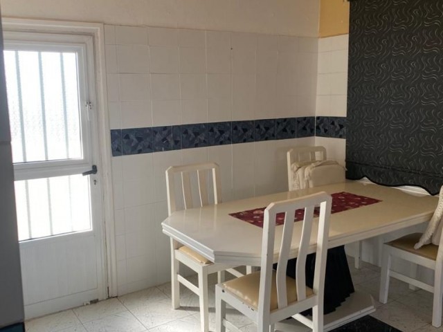 Detached House To Rent in Güzelyurt Merkez, Guzelyurt