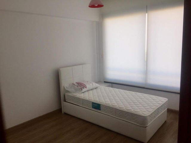 2+1 TÜRKISCHE WOHNUNG ZUM VERKAUF IN NIKOSIA DEREBOYU SANDSTRAND 55,000 STG ** 