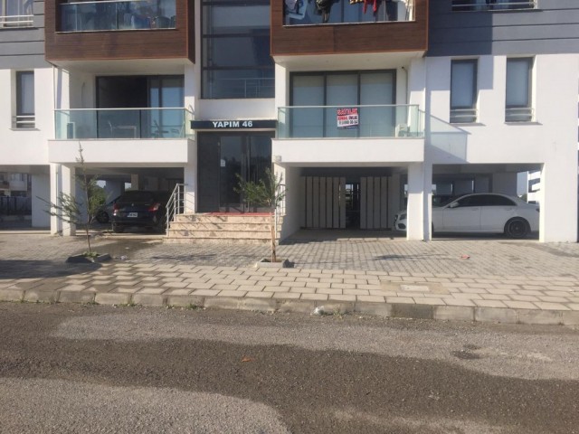 2+1 TÜRKISCHE WOHNUNG ZUM VERKAUF IN NIKOSIA DEREBOYU SANDSTRAND 55,000 STG ** 