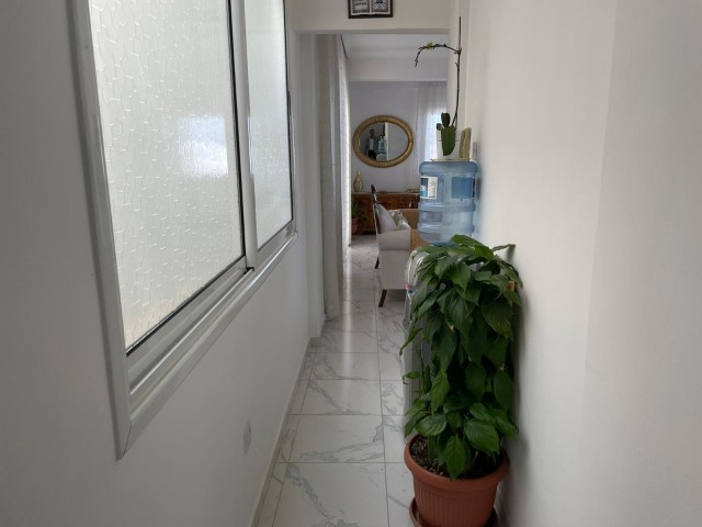 LEFKOŞA KIZILBAŞ'TA SATILIK 2+1 PENTHOUSE 250 M2 / 80,000 STG