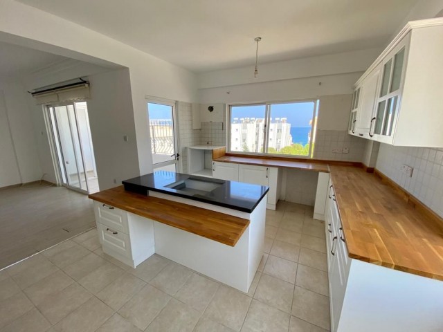 Flat For Sale in Girne Merkez, Kyrenia