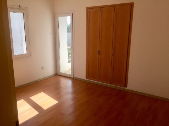 Office To Rent in Köşklüçiftlik, Nicosia