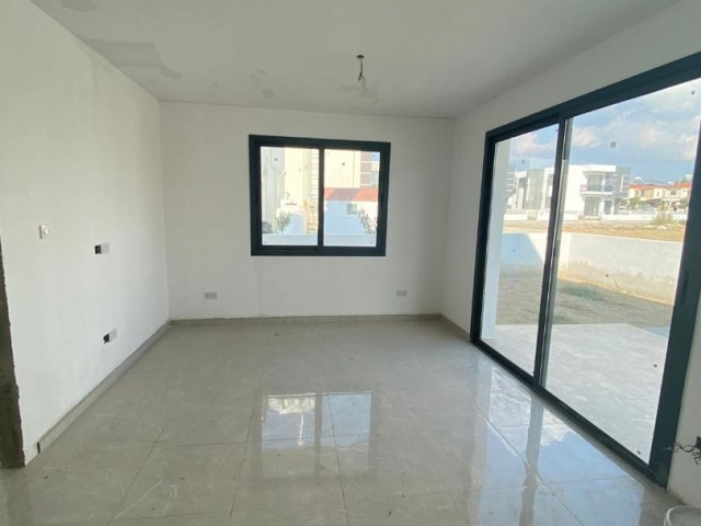 Duplex 3 + 1 Villen zum Verkauf in Nikosia Hamitköy zu Preisen ab 195,000 STG ** 