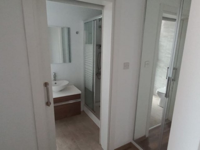 Luxus 3 + 1 Wohnung zum Verkauf in Nikosia Hamitköy 80,000 STG ** 