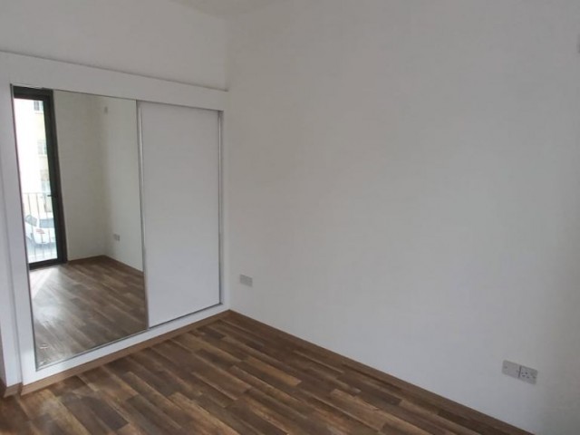 Luxus 3 + 1 Wohnung zum Verkauf in Nikosia Hamitköy 80,000 STG ** 