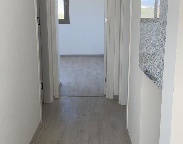 Null Penthouse-Wohnung Zum Verkauf In Nikosia / Strand ** 