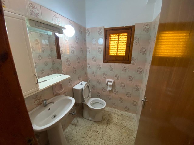 Flat To Rent in Ortaköy, Nicosia