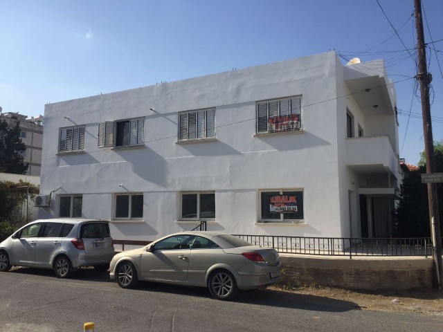 Nikosia Zentralstrand 500 stg Arbeitsplatz ** 