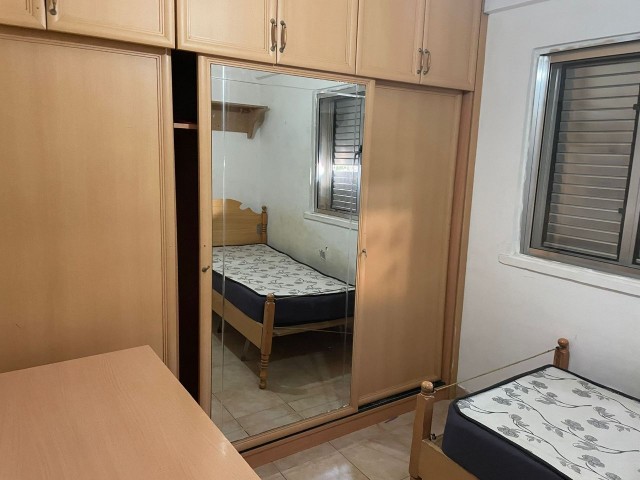 Wohnung zu verkaufen in Nikosia Ortaköy 55,000 STG ** 