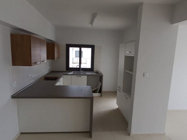 LEFKOŞA KÜÇÜK KAYMAKLIDA 2+1 LÜKS PENTHOUSE