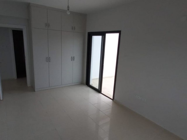 LEFKOŞA KÜÇÜK KAYMAKLIDA 2+1 LÜKS PENTHOUSE