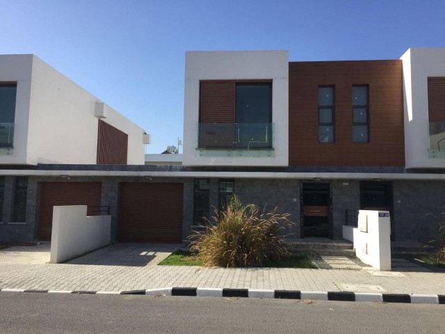 Detached House For Sale in Gönyeli, Nicosia