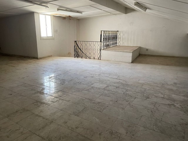 Lefkoşa Surlariçinde Demak İş Hanı Karşısı Kiralık İş Yeri Komple Bina 1,400 STG