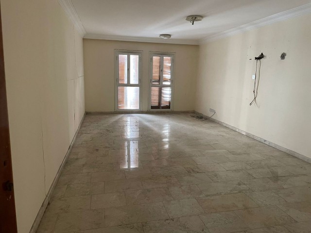 In Nicosia Surlariçi Opposite Demak Business Center For Rent Office Complete Building 2,000 STG ** 