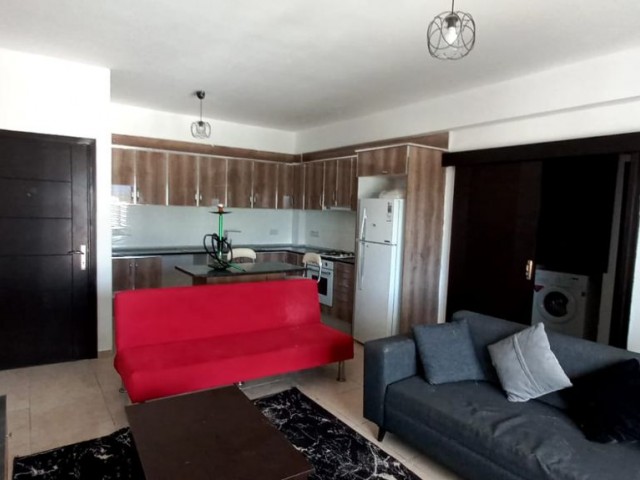 2-Zimmer-Wohnung zur Miete in Nikosia Mitrieli 350 STG 6 + 6 Monate zu zahlen ** 