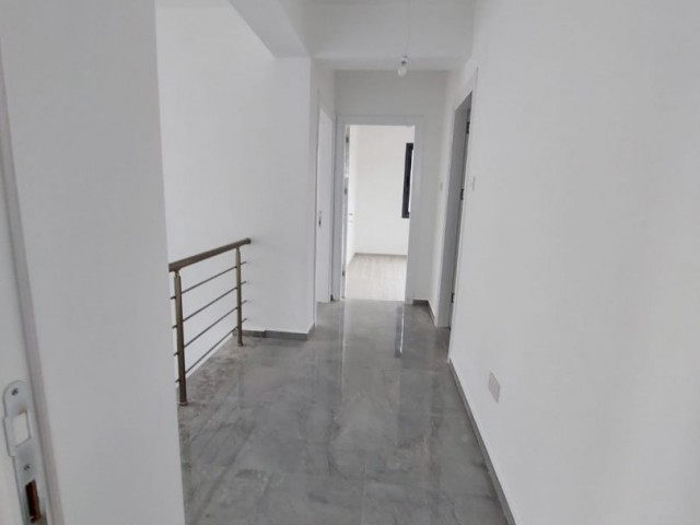 3 Schlafzimmer Duplex Luxusvilla zum Verkauf in Hamitköy ** 