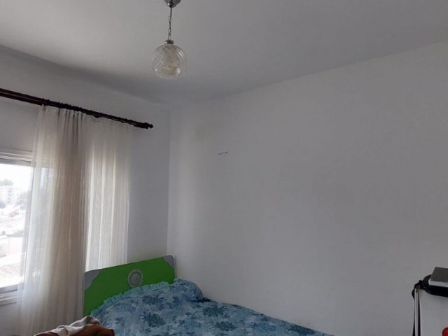 3 Bedroom Flat for Sale in Gallipoli ** 