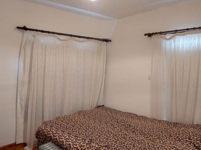 3-Zimmer-Wohnung Zum Verkauf In Gallipoli ** 