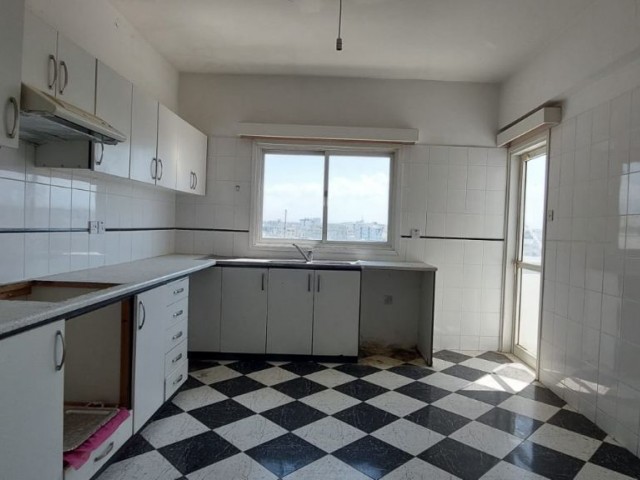 LEFKOŞA / ORTAKÖY'DE 3+1 SATILIK DAİRE 