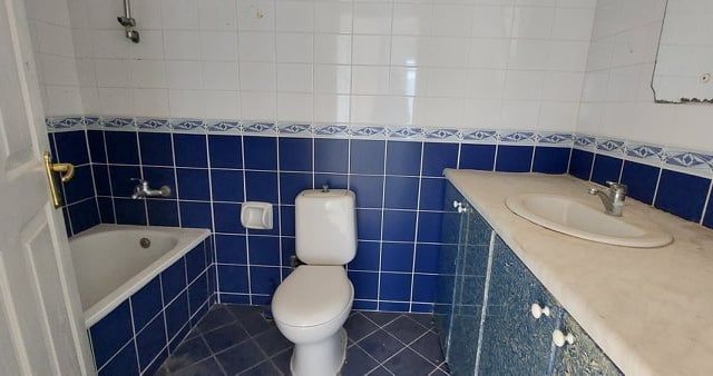 Wohnung geeignet für einen Arbeitsplatz oder Büro zur Miete in Kyrenia Zentrum ** 