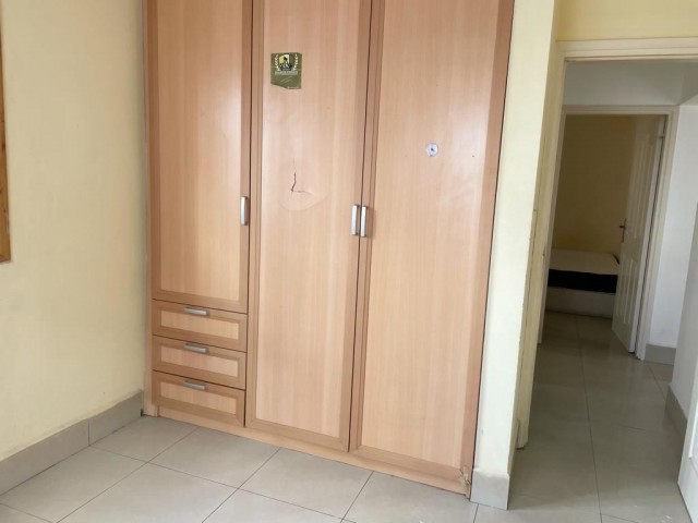 MAĞUSA MERKEZDE 2+1 SATILIK DAİRE