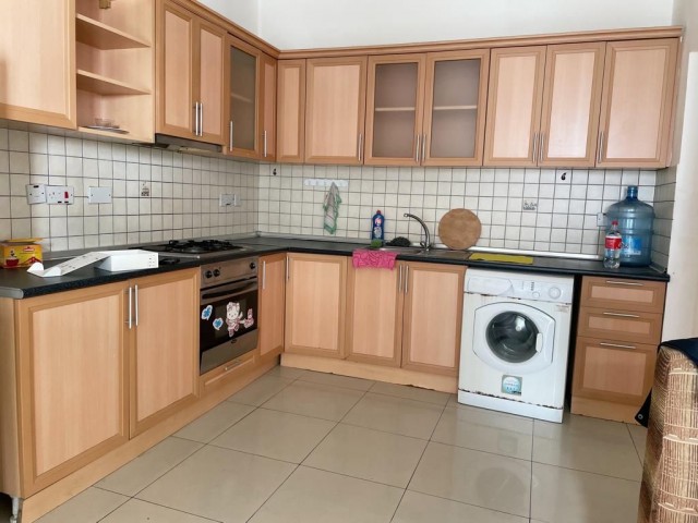 MAĞUSA MERKEZDE 2+1 SATILIK DAİRE