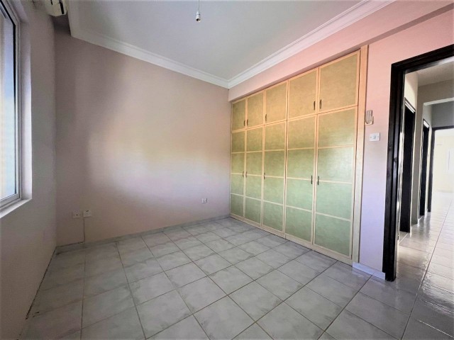 3 +1 TURKISH APARTMENT FOR SALE IN NICOSIA / ORTAKOY ** 