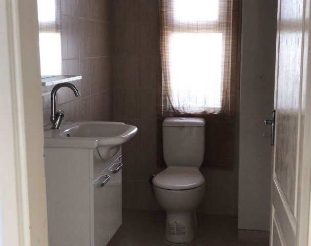 160 M2 ELEVATOR RENTAL APARTMENT WITH COMMERCIAL PERMIT IN DEREBOY, DECENT DISTRICT OF NICOSIA ** 