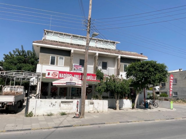 A CORNER PLOT SUITABLE FOR THE CONSTRUCTION OF A 5-Decker APARTMENT WITH A COMMERCIAL PERMIT ON THE MAIN STREET IN NICOSIA / HAMITKOY ** 