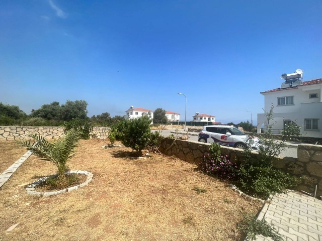 DETACHED HOUSE ON THE CORNER IN A SPACIOUS GARDEN IN KYRENIA / ALAGADI REGION 4+1 215,000 STG ** 