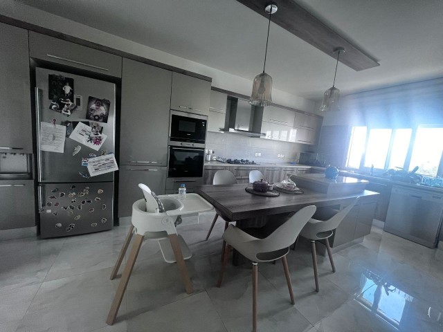 LEFKOŞA / MARMARA BÖLGESİNDE 3+1 160 M2 SATILIK DAİRE