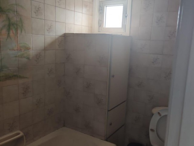 3+1 WOHNUNG AUF DER STRAßE ZU VERKAUFEN IN NIKOSIA /ORTAKÖY ** 