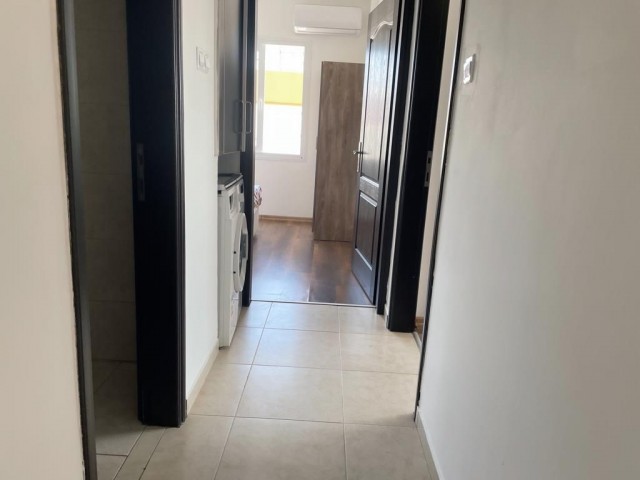 LEFKOŞA/GÖNYELİ BÖLGESİNDE ANA CADDE ÜZERİNDE 3+1 KİRALIK FULL EŞYALI DAİRE