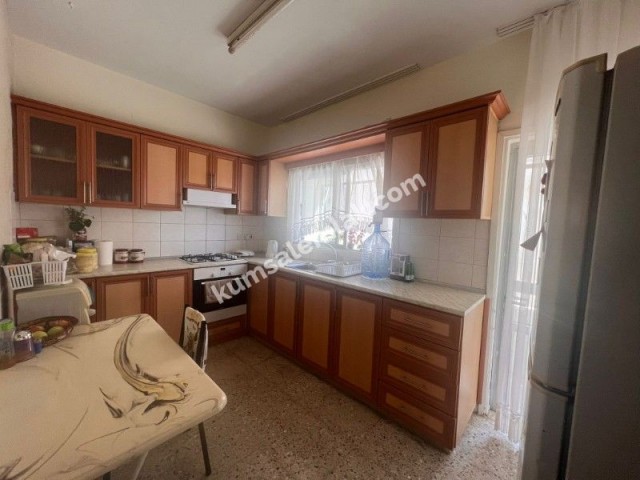 NICOSIA / METEHAN 3+1 APARTMENT FOR SALE 37,500-GBP ** 