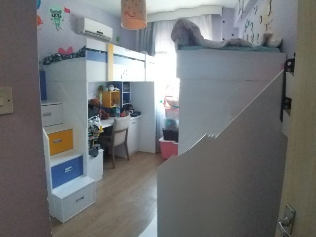 3+1 Wohnung zum Verkauf im Zentrum von Nikosia ** 