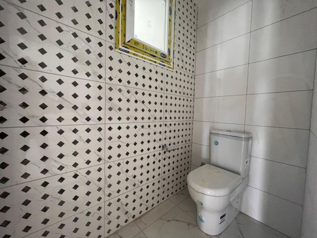 NICOSIA / MITREELI 130 M2 ZERO APARTMENT FOR SALE IN TURKISH ON THE GROUND WITH ELEVATOR ** 