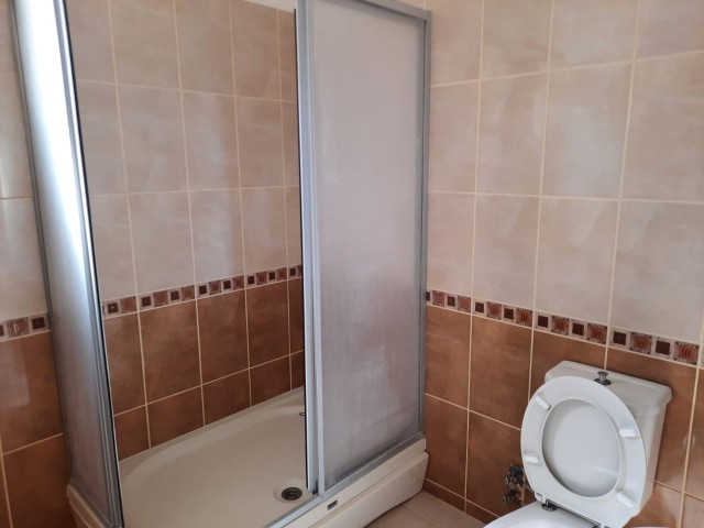 PENTHOUSE-WOHNUNG ZUM VERKAUF IN NIKOSIA ** 