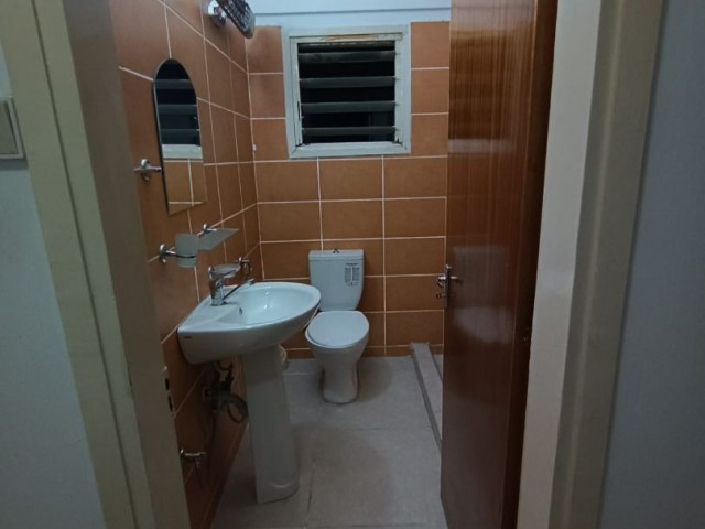 NIKOSIA HERRENHAUS ZUM VERKAUF 2+1 WOHNUNG 52.000.- GBP ** 