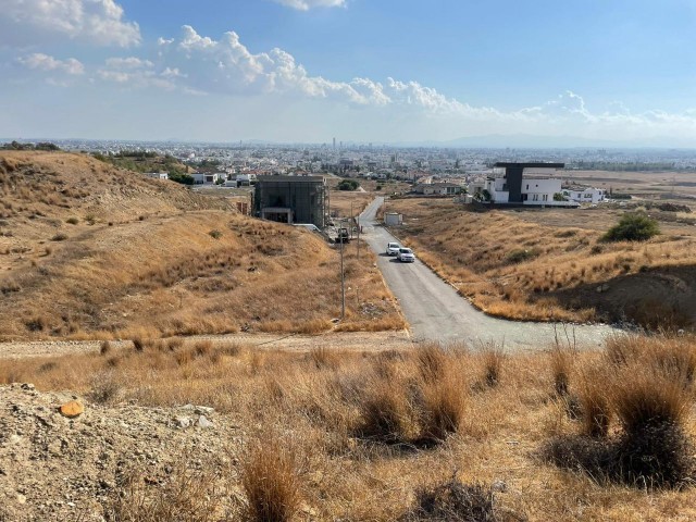 GRUNDSTÜCK ZUM VERKAUF IN HAMITKÖY ** 