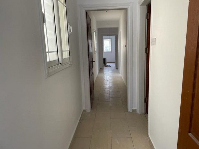 Flat To Rent in Küçük Kaymaklı, Nicosia