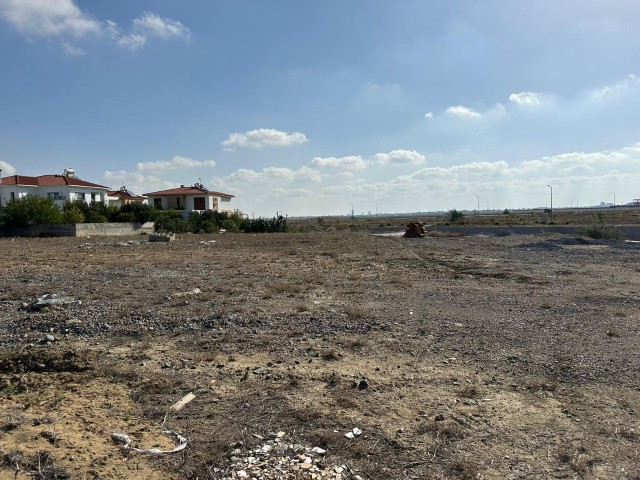 2 EVLEK 1400 SEK LAND FOR SALE IN NICOSIA GÖNYELİ/YENIKENT 150.000 STG