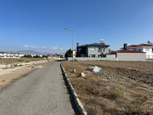 2 EVLEK 1400 SEK LAND FOR SALE IN NICOSIA GÖNYELİ/YENIKENT 150.000 STG